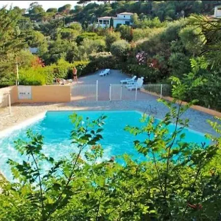 La Taniere Des Ptits Loups Sainte-Maxime