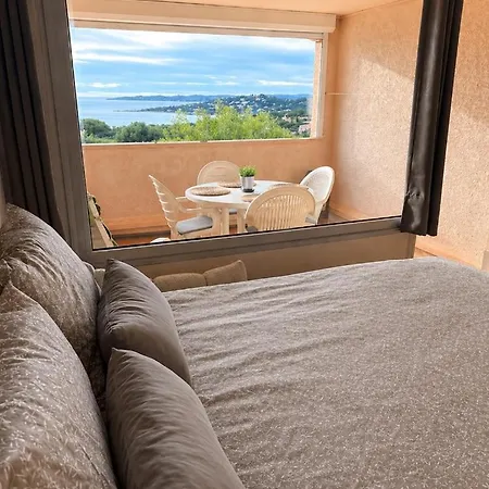 La Taniere Des Ptits Loups Apartament