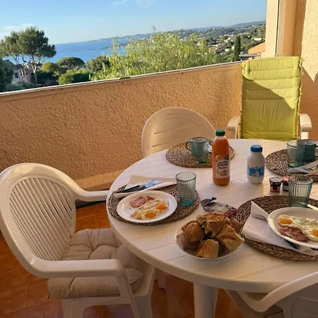 La Taniere Des Ptits Loups Apartament *